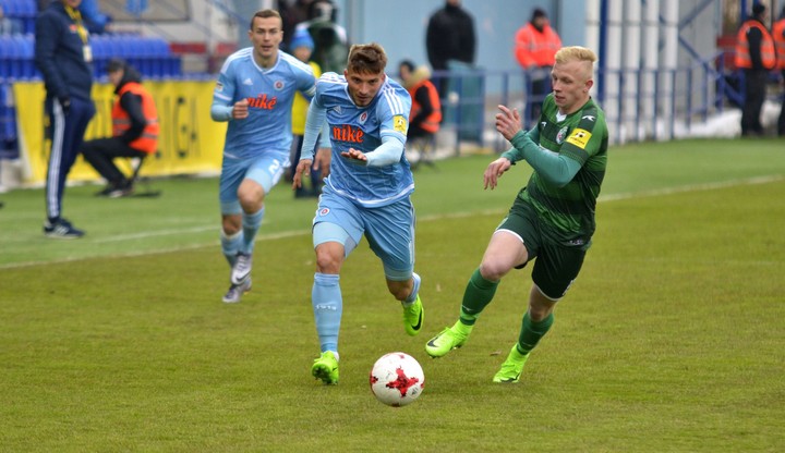 Slovan odštartoval stíhanie Šošonov víťazstvom nad Prešovom